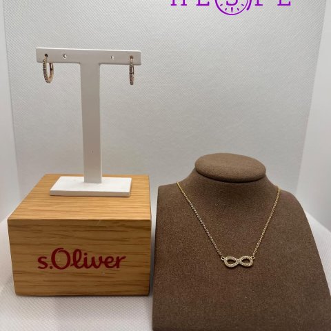 Zeitlos, symbolstark und voller Bedeutung: Die Ketten mit dem Unendlich-Zeichen von s.Oliver sind mehr als nur Schmuck –...
