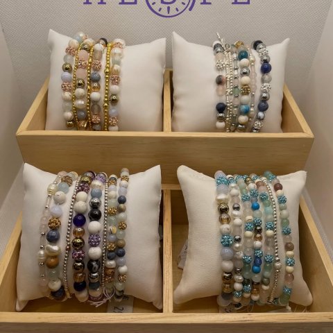 ✨ Mix & Match – so individuell wie du ✨ Diese Armbänder von Karma Jewelry sind echte Allrounder – ob einzeln getragen od...