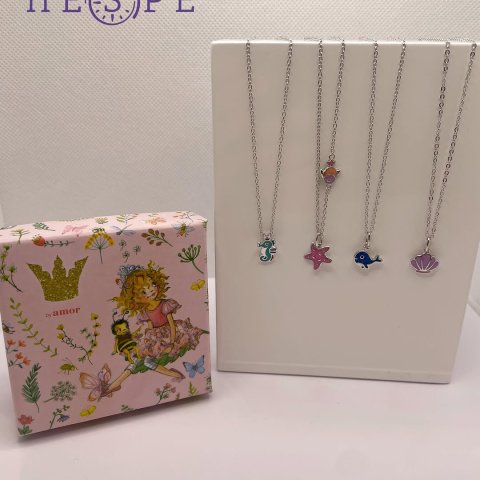 ⚓? Maritimer Schmuckspaß für kleine Meeresfans ?⚓ Die zauberhaften Kinderketten und passenden Ohrstecker von Lillifee ...